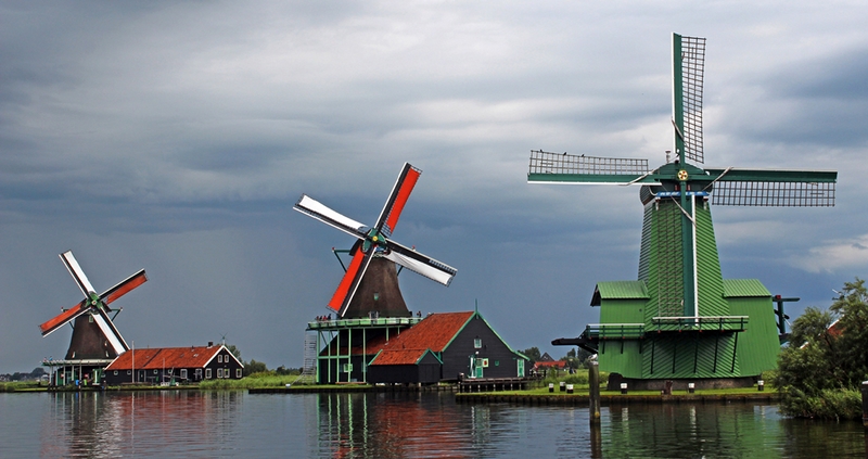 182 - DUTCH WINDMILLS - MAGOR BRIAN - united kingdom.jpg